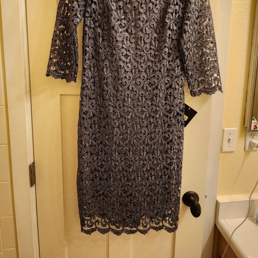 Dress - Picture 2 of 3